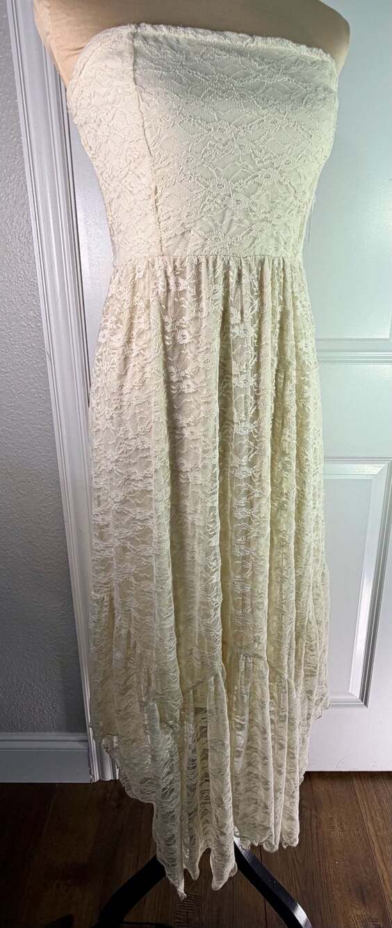 Altar'd State Cream Lace High-Low Strapless Maxi Dress E1345K221JD
